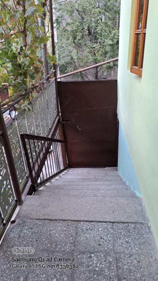 Apartment With A Nice Terrace In Old City Center Tiflis Dış mekan fotoğraf