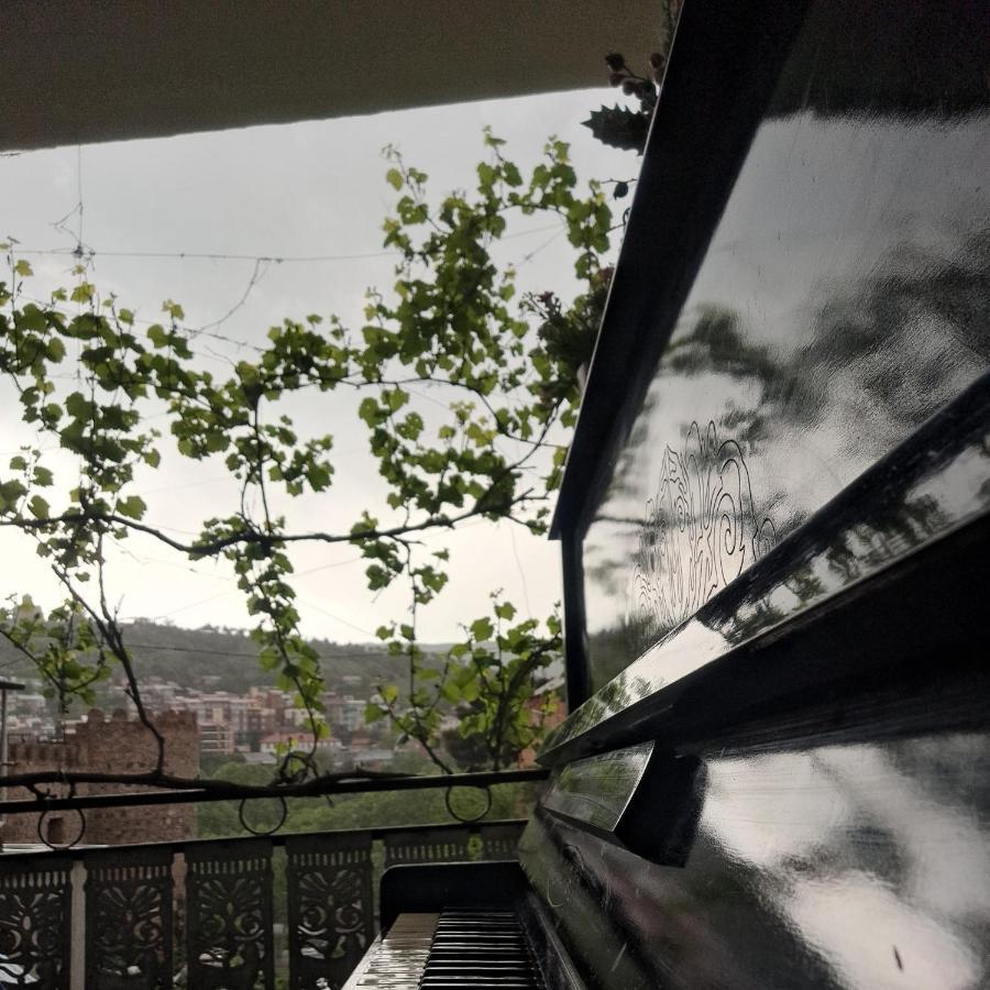 Apartment With A Nice Terrace In Old City Center Tiflis Dış mekan fotoğraf