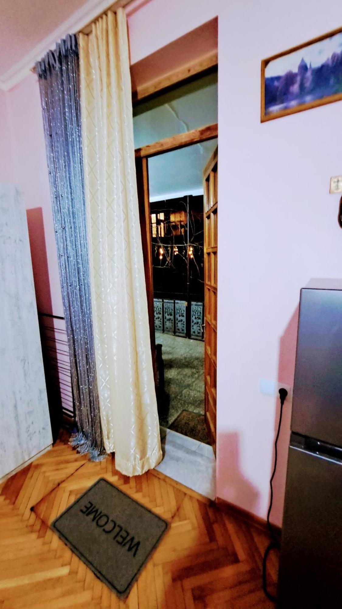 Apartment With A Nice Terrace In Old City Center Tiflis Dış mekan fotoğraf