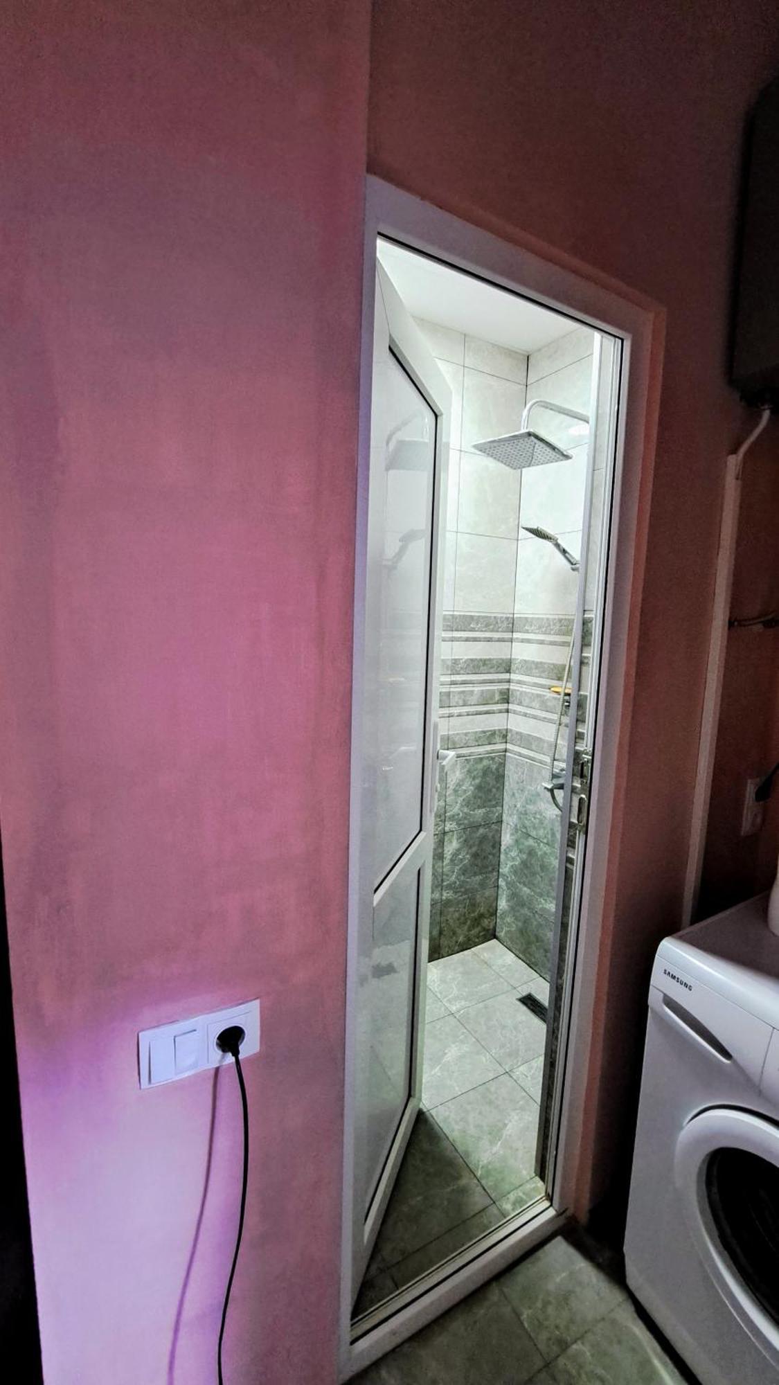 Apartment With A Nice Terrace In Old City Center Tiflis Dış mekan fotoğraf